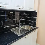 Alushi Apartamento