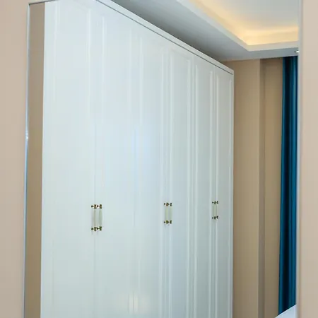 Alushi Apartmán *